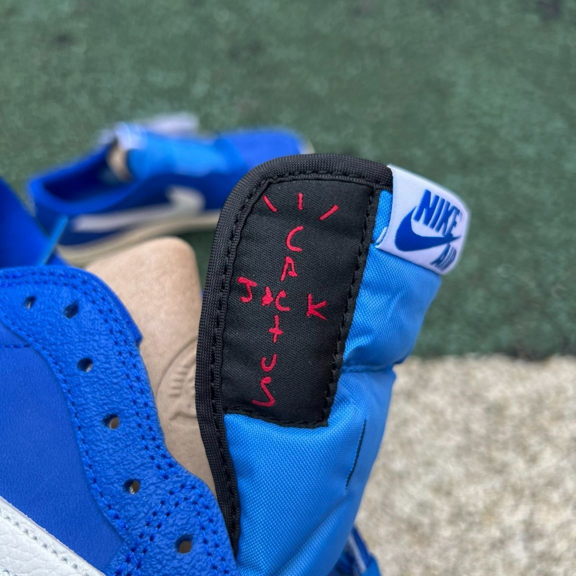 Travis Scott x Air Jordan 1 - flashshop