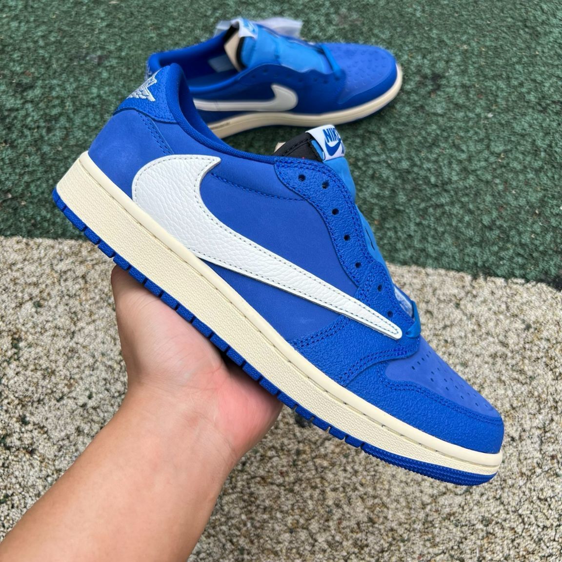 Travis Scott x Air Jordan 1 - flashshop